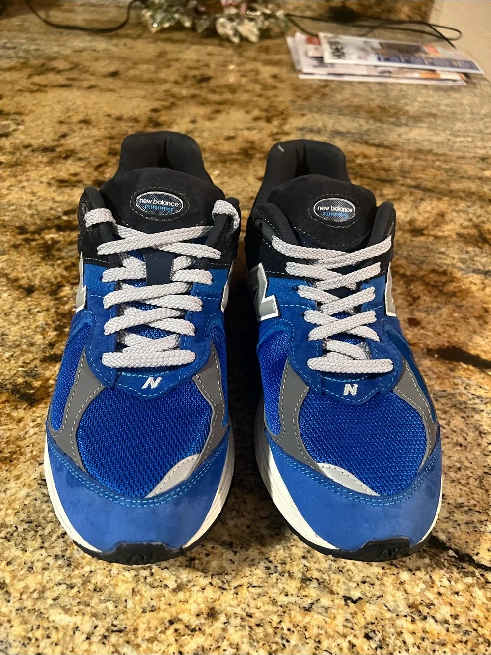 New Balance Men’s Blue & Black Athletic Sneakers unisex